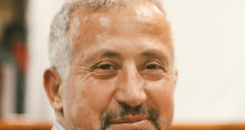 EMEK PARTİSİ İL BAŞKANI TOSUNOĞLU, “YERLİ MÜLTECİ DEMEDEN ORTAK MÜCADELEYİ BÜYÜTELİM”