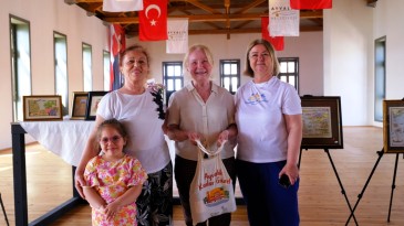 Ayvalık’ta Türk tarihinin en eski sanatları minyatür ve tezhip sergisi
