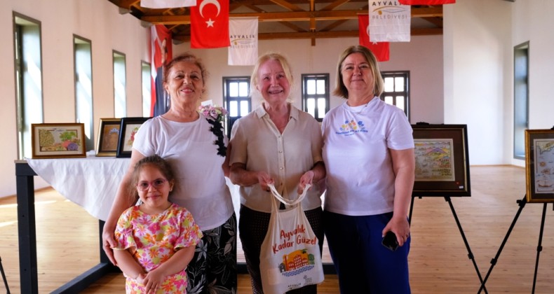 Ayvalık’ta Türk tarihinin en eski sanatları minyatür ve tezhip sergisi