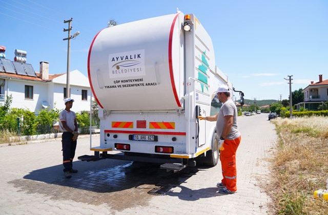 AYVALIK KONTEYNER YIKAMA VE DEZENFEKSİYON ARACIYLA IŞILDIYOR