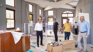 Ayvalık’ta İsmet İnönü Kültür Merkezi A’dan Z’ye Yenileniyor