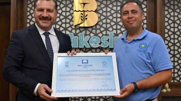 BALIKESİR BÜYÜKŞEHİR BELEDİYESİ TÜRKİYE’DE MAVİ BAYRAK SAYISINDA REKOR KIRDI