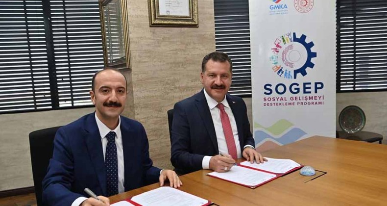 GMKA VE BALIKESİR BÜYÜKŞEHİR BELEDİYESİ ARICILIĞI PROFESYONEL MESLEĞE DÖNÜŞTÜRECEK