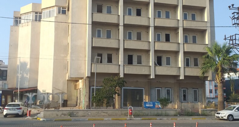 12 EYLÜL DARBE DÖNEMİNDE YAPILAN KAÇAK KAMU BİNASININ AKIBETİ MERAK EDİLİYOR