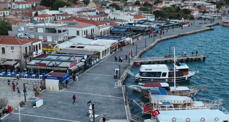 BALIKESİR BÜYÜKŞEHİR BELEDİYESİ AYVALIK’IN GÜZELLİĞİNE GÜZELLİK KATIYOR