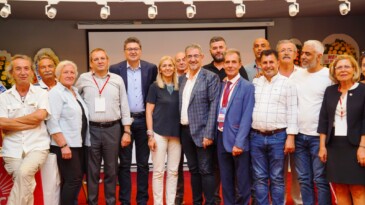 AYVALIK CHP’DE HÜSEYİN ŞALMANLI’YA GÜVENOYU