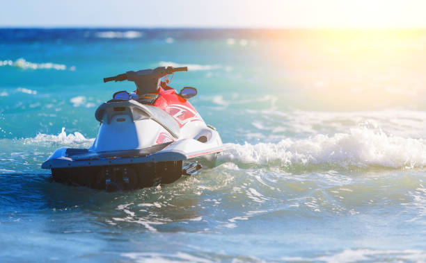 AYVALIK’TA İKİ JETSKİNİN ÇARPIŞMASI SONUCUNDA 11 YAŞINDAKİ MİNİK KIZ HAYATINI KAYBETTİ