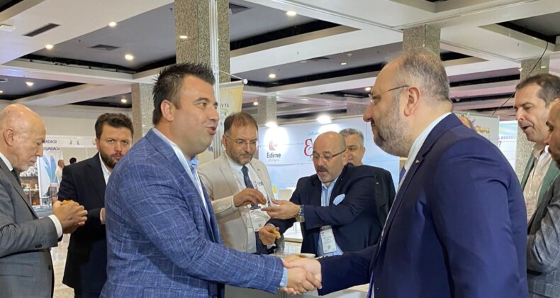 İSTANBUL BALKAN BORSASI FUARI’NDA AYVALIK STANDINA YOĞUN İLGİ