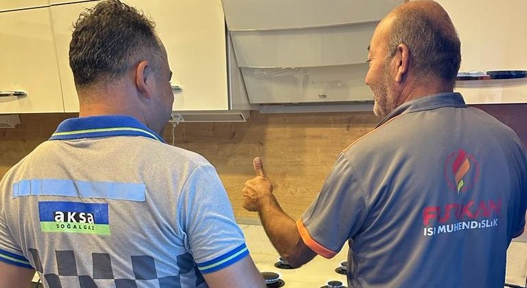 AYVALIK İLK DOĞAL GAZLI EVİNE KAVUŞTU