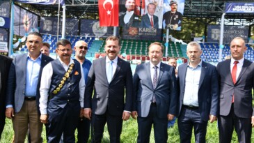 63. GELENEKSEL KURTDERELİ GÜREŞLERİ BAŞLADI