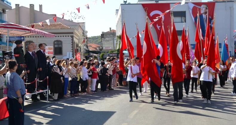 AYVALIK’IN DÜŞMAN İŞGALİNDEN KURTULUŞUN 101. YIL GURURU
