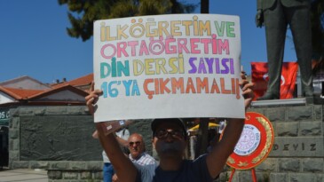AYVALIK’TA 2024 EĞİTİM VE ÖĞRETİM YILI COŞKUSU