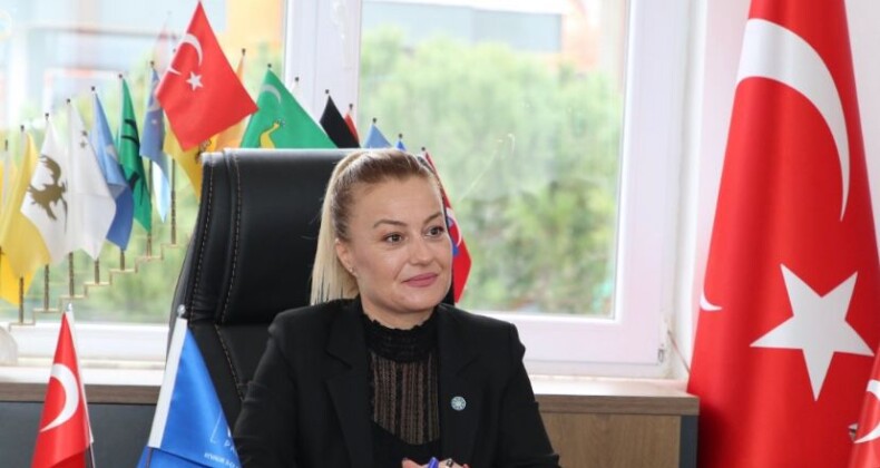 AYVALIK’TA İYİ PARTİ’DEN ALTINOVA PAZARYERİ AÇIKLAMASI