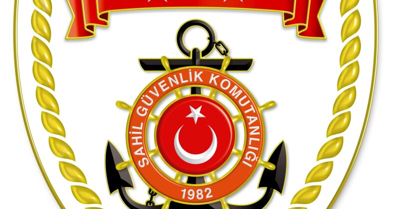 AYVALIK’TA DENİZE DÜŞEN GÖÇMEN BEBEK İÇİN ARAMA KURTARMA ÇALIŞMALARI SÜRÜYOR