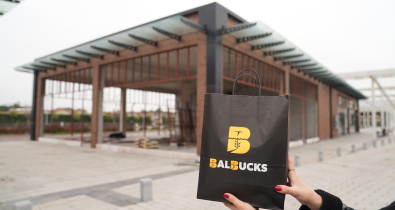 BALBUCKS İKİNCİ ŞUBESİNİ AVLU’YA AÇIYOR
