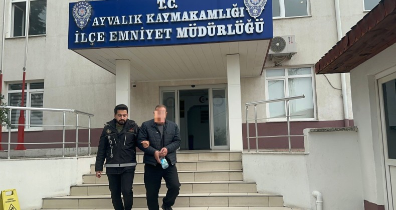AYVALIK’TA NARKOTİK EKİPLERİNDEN 1013 ADET UYUŞTURUCU HAP