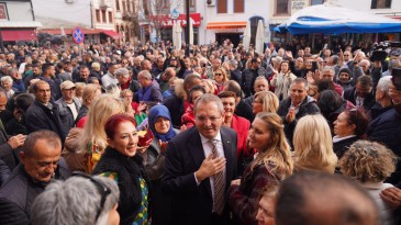 AYVALIK BELEDİYE BAŞKANI MESUT ERGİN RAKİPLERİNE GÖZDAĞI VERDİ
