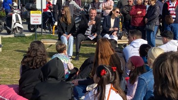 AYVALIK’TA MESUT ERGİN GENÇLERLE BULUŞTU