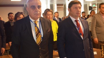 MARMARA SÜRÜCÜ KURSLARI VE EĞİTİMCİLERİ STAJYER SÜRÜCÜLER İÇİN SINAV VE RUHSAT HARÇLARINI ALINMAMASINI İSTEDİ