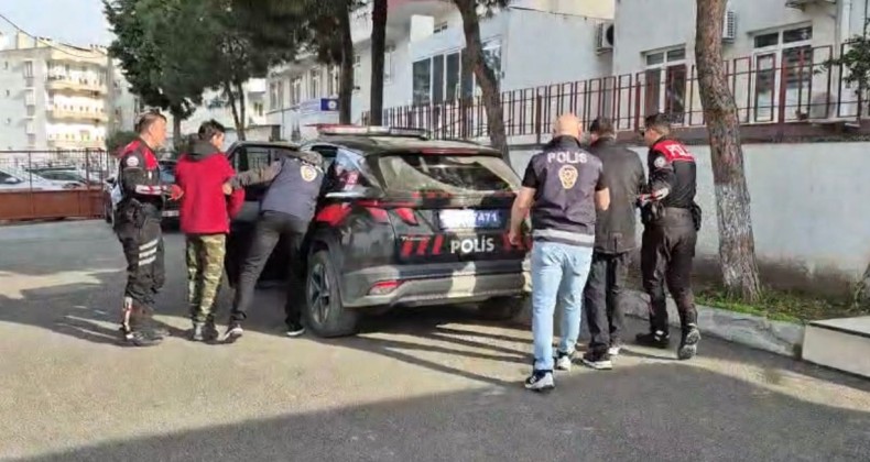 AYVALIK POLİSİ MOTOSİKLET HIRSIZLARINA GEÇİT VERMEDİ
