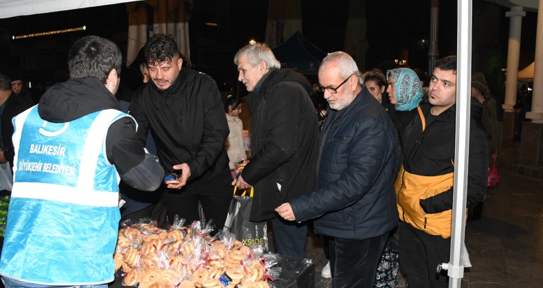 BALIKESİR BÜYÜKŞEHİR’DEN MİRAÇ KANDİLİ’NDE 20 BİN KİŞİYE LOKMA HAYRI