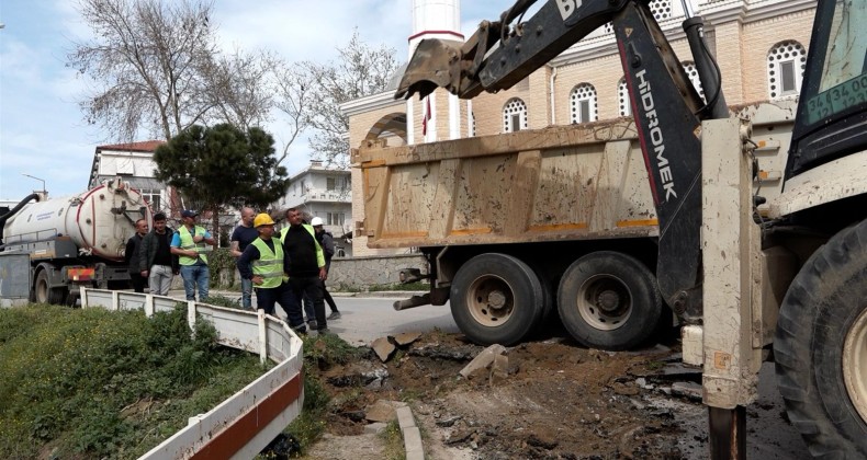 AYVALIK’TA SUYUN GELECEĞİ BASKİ İLE GÜVENDE…