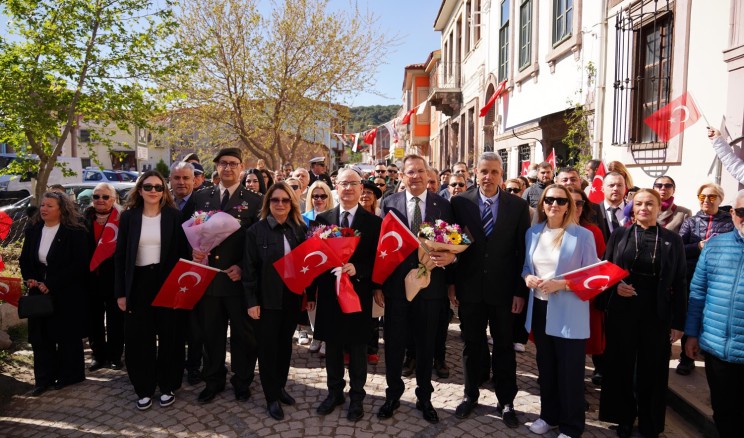 AYVALIK’TA ATATÜRK’ÜN GELİŞİNİN 91. YILDÖNÜMÜ COŞKUSU