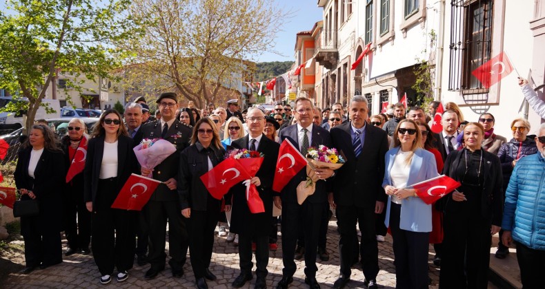 AYVALIK’TA ATATÜRK’ÜN GELİŞİNİN 91. YILDÖNÜMÜ COŞKUSU
