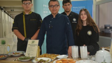 AYVALIK’TA GELECEĞİN GASTRONOMİ ŞEFLERİNDEN OT ŞENLİĞİ