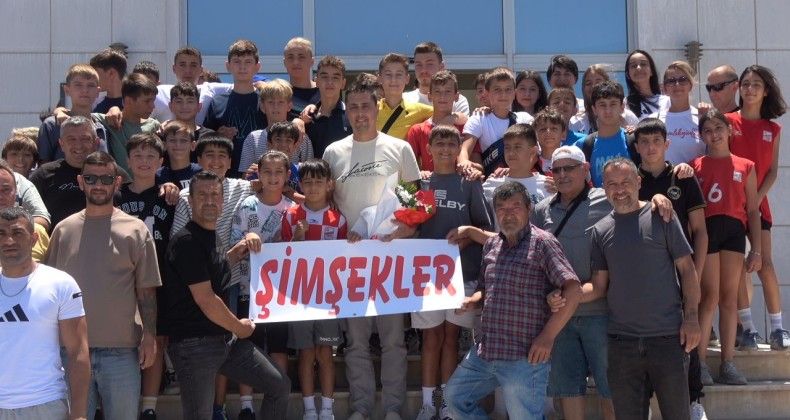AYVALIKGÜCÜ BELEDİYESPOR CAMİASINDA ORTAK ÇIĞLIK