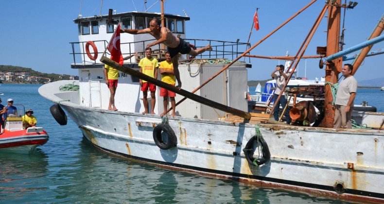 AYVALIK’TA 99. DENİZCİLİK VE KABOTAJ BAYRAMI COŞKUYLA KUTLANDI
