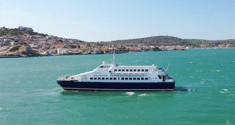 AYVALIK-MİDİLLİ ARASINDA BADO SEFERLERİ BAŞLADI
