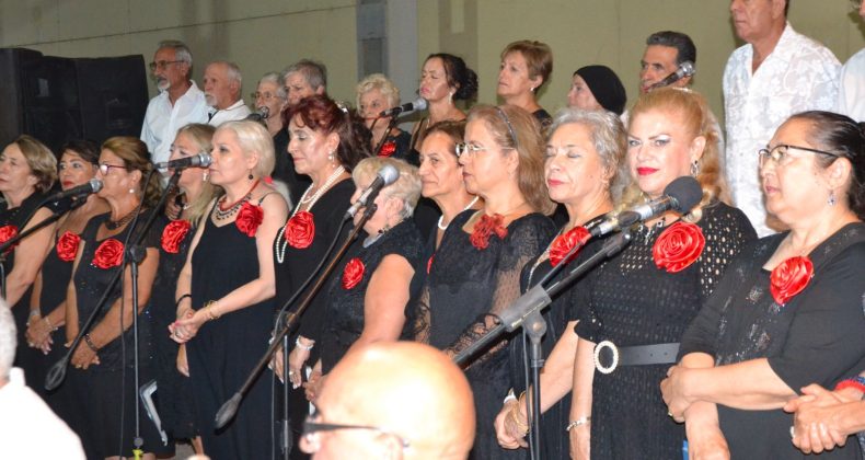 DÜNYACA ÜNLÜ SARIMSAKLI PLAJLARI’NDA TÜRK HALK MÜZİĞİ ŞÖLENİ