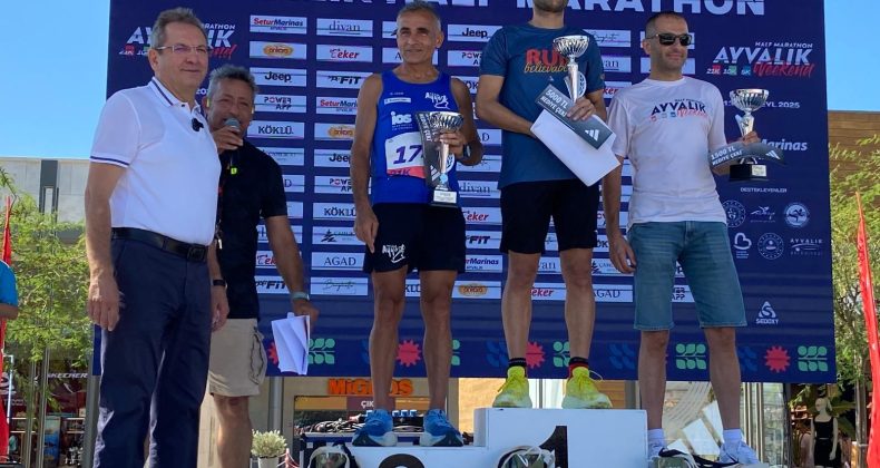 3. ULUSLARARASI AYVALIK YARI MARATONU TAMAMLANDI