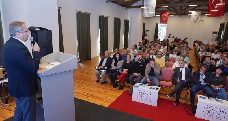 AYVALIK’TA “KENT BULUŞMALARI” BAŞLADI