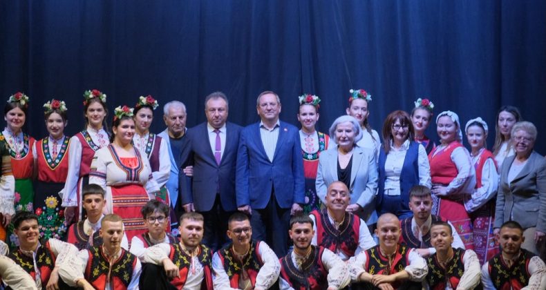 AYVALIK’TA ULUSLARARASI SANAT BULUŞMASI