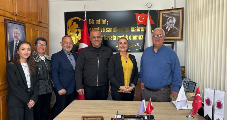 AYVALIK’TA İYİ PARTİ’DEN ESNAF ODASINA ZİYARET