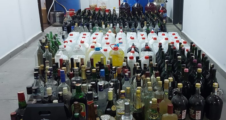 AYVALIK POLİSİNDEN KAÇAK İÇKİ VE UYUŞTURUCU OPERASYONU