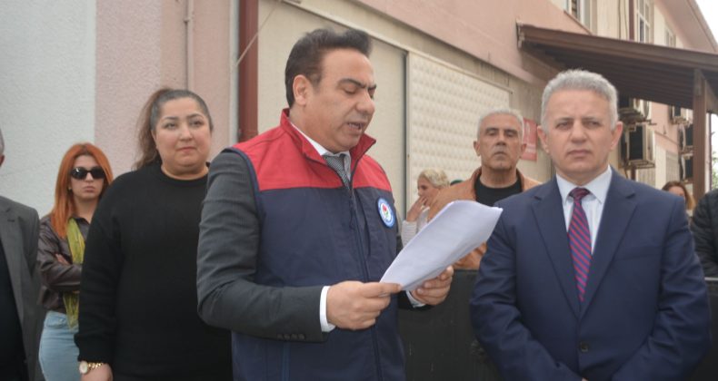 AYVALIK’TA ÖĞRETMENLER, “ARTIK YETER” DEDİ