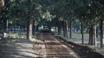 GÖMEÇ’TE KABRİSTANA YOL DÜZENLEME ÇALIŞMASI