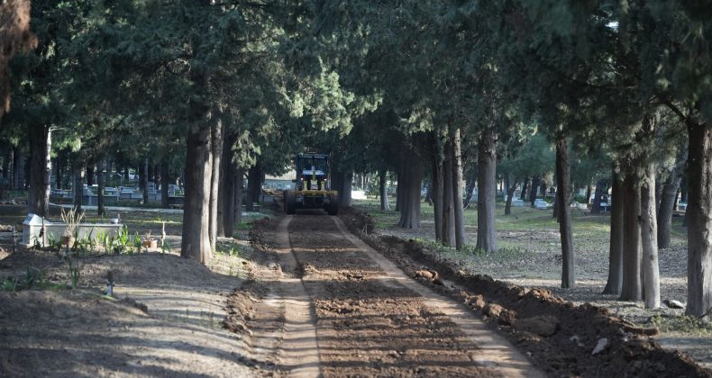 GÖMEÇ’TE KABRİSTANA YOL DÜZENLEME ÇALIŞMASI